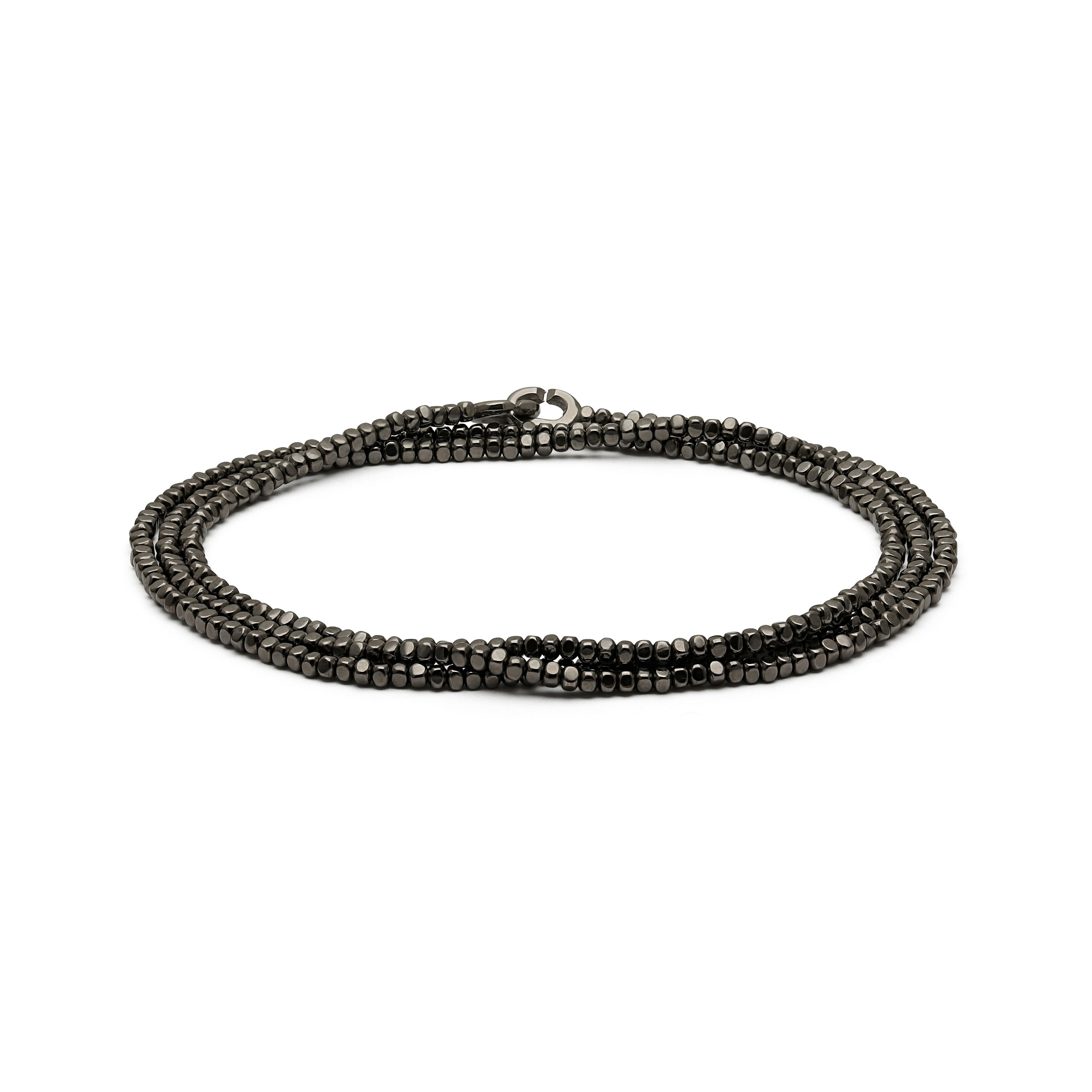 MAOR Triple Wrap Noix Bracelet Black Gold